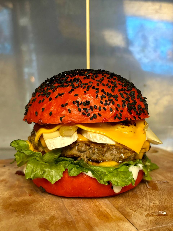 Camembert Burger